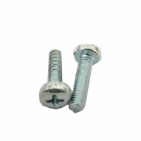 Skrutka M4x4mm ZnB PGH DIN7985